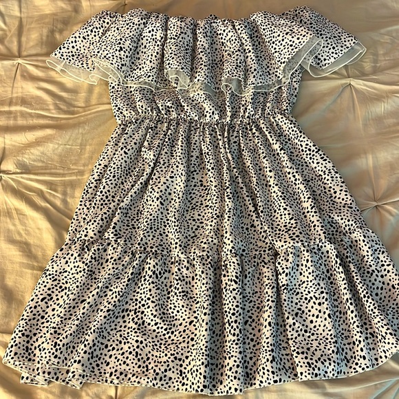 SHEIN Spotted white/black ruffle off the shoulder mini dress - Picture 7 of 7